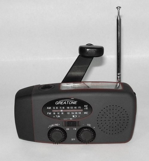 Solar Crank USB Radio Flashlight